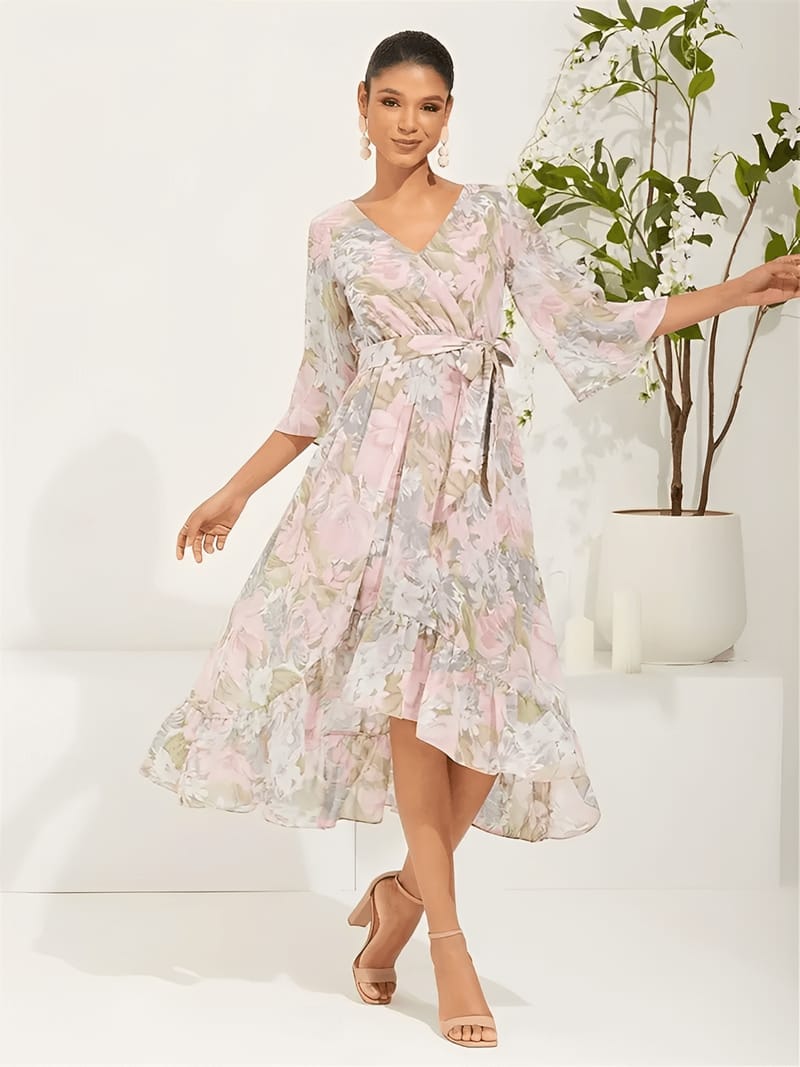 Vestido Midi Floral em Chiffon Evasê Assimétrico de Mangas Sino – Alexia