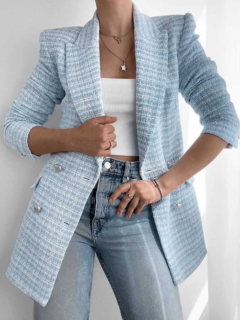 Blazer Tweed Texturizado com Fechamento Trespassado – Fiorella
