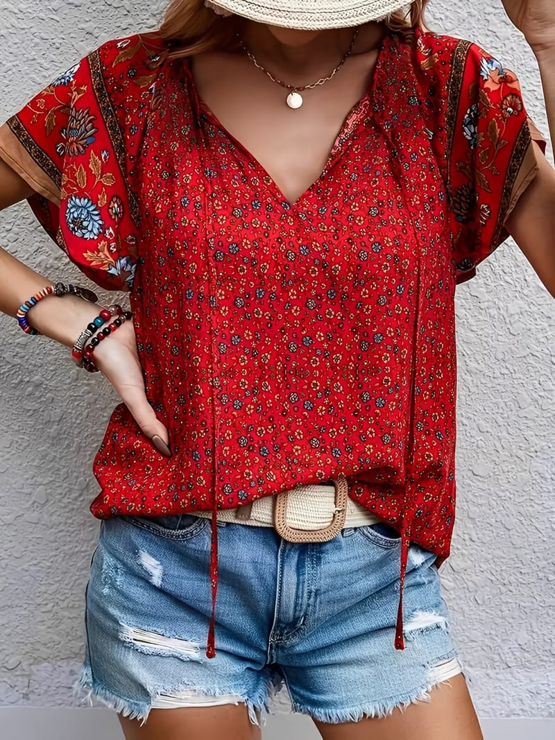 Blusa de Viscose com Mangas Borboleta e Estampa Floral – Tereza